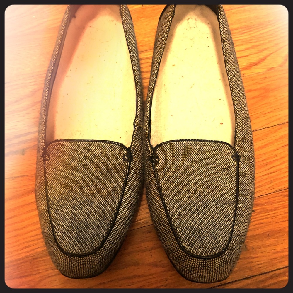 Black and white dress shoes, flats.
